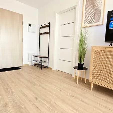 Apartment Harmonia Z Darmowym Parkingiem W Garazu Kolberg